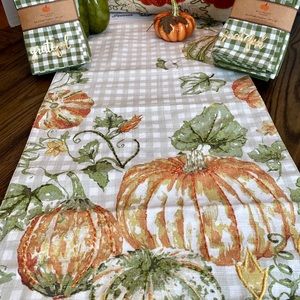 Pumpkin Table Runner